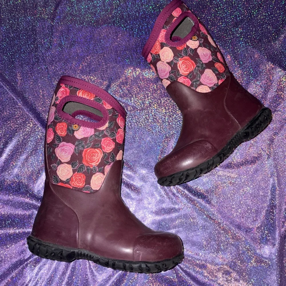 Bogs Floral Rose Print Boots
